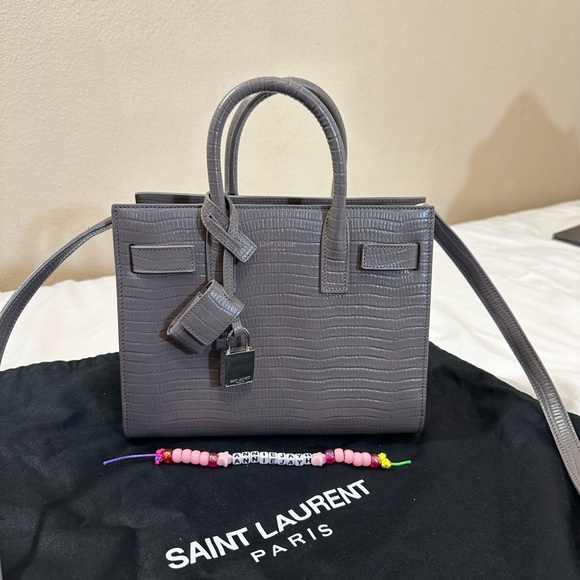 YSL Saint Laurent Lizard Embossed Calfskin Nano Sac De Jour in Fog Gray, NWOT - Picture 3 of 12